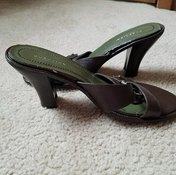 Brown leather sandals - Picture 3 of 4